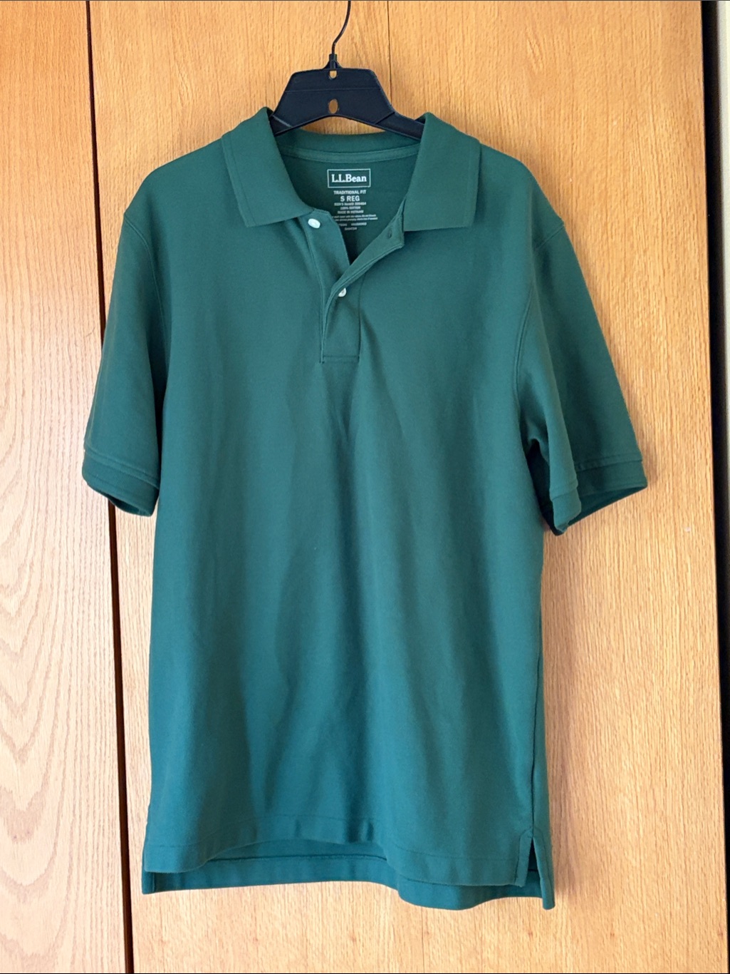 L.L. Bean Men's Small Stretchy Green Cotton Pique Polo 2 Buttons Euc